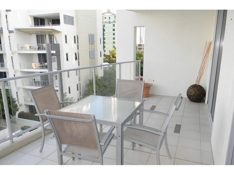 355/21 Cypress Avenue, Surfers Paradise QLD 4217