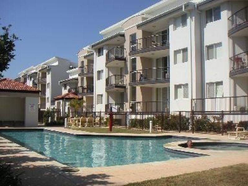 26/132 High St /12 Lloyd Street, Southport QLD 4215