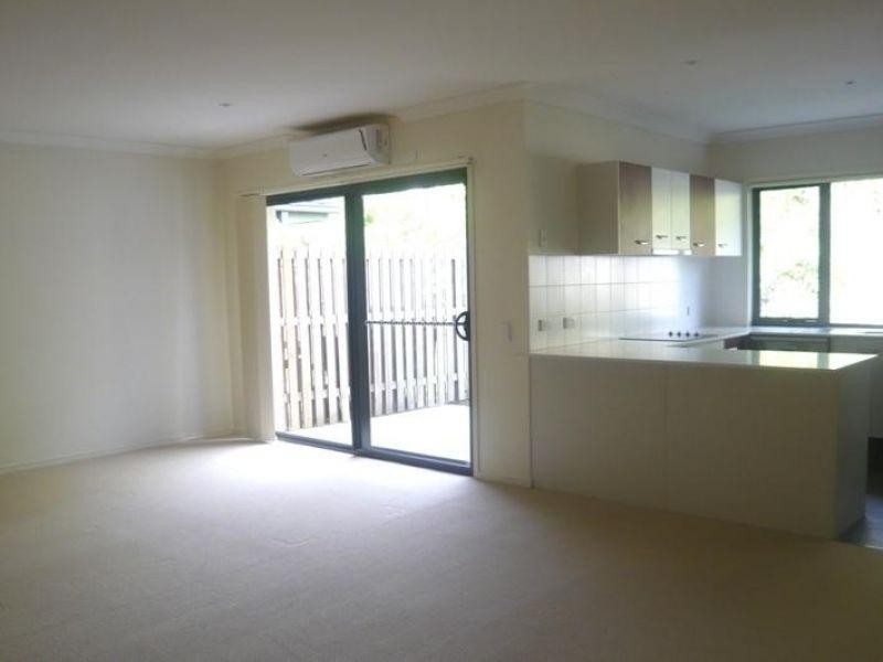 C6/2 Catalina Way, Upper Coomera QLD 4209