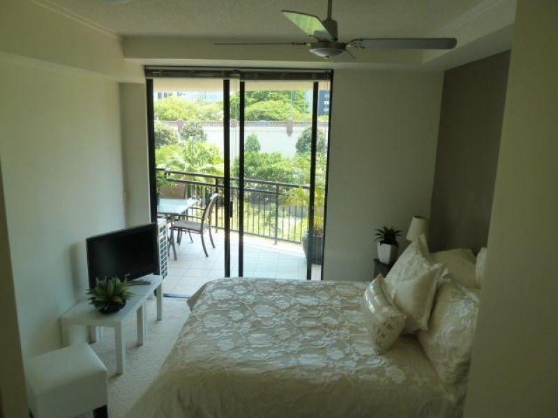15 Goodwin Street, Kangaroo Point QLD 4169
