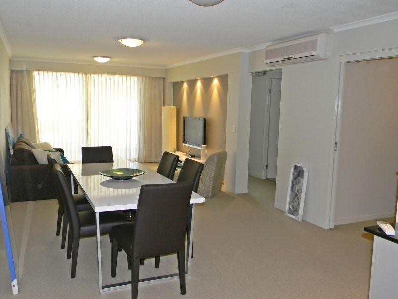 21 Cypress Avenue, Surfers Paradise QLD 4217