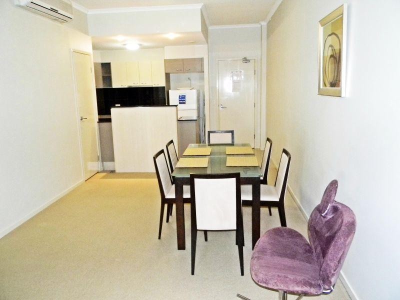 21 Cypress Avenue, Surfers Paradise QLD 4217