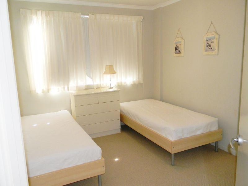 21 Cypress Avenue, Surfers Paradise QLD 4217