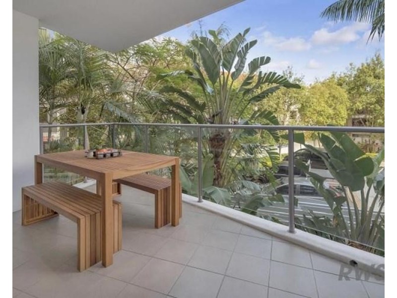 1201/438 Marine Parade, Biggera Waters QLD 4216
