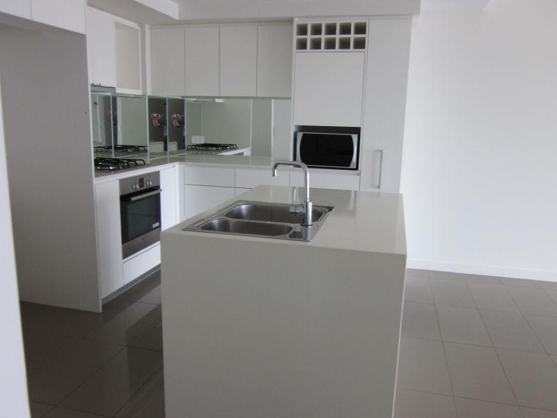 Unit 1605/438 Marine Parade, Biggera Waters QLD 4216