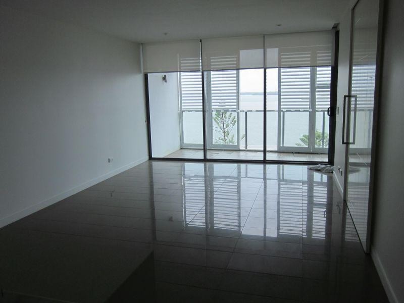 Unit 1605/438 Marine Parade, Biggera Waters QLD 4216
