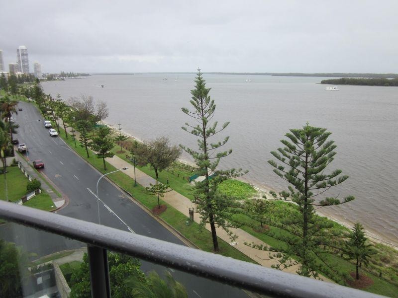 Unit 1605/438 Marine Parade, Biggera Waters QLD 4216