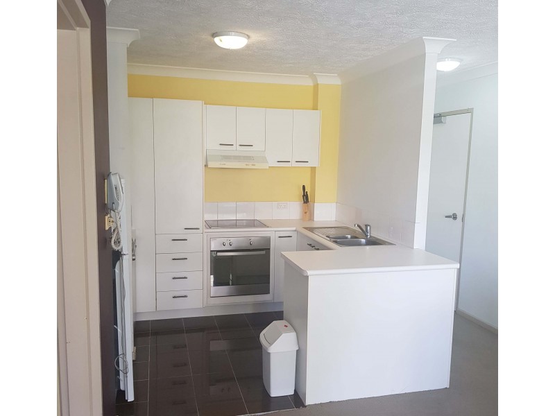 35 Palm Avenue, Surfers Paradise QLD 4217