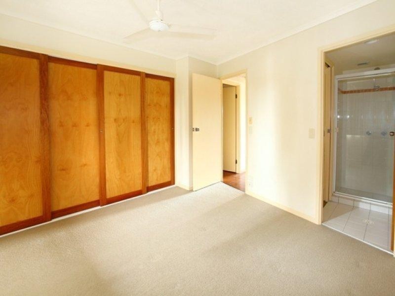 20/20-26 Illawong Street, Chevron Island QLD 4217