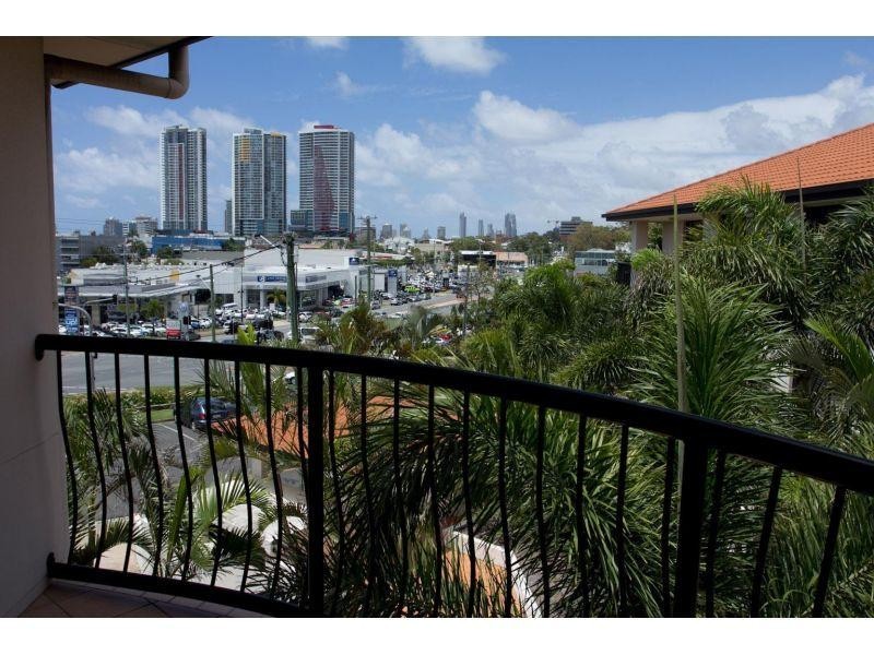 38/84 High Street, Southport QLD 4215