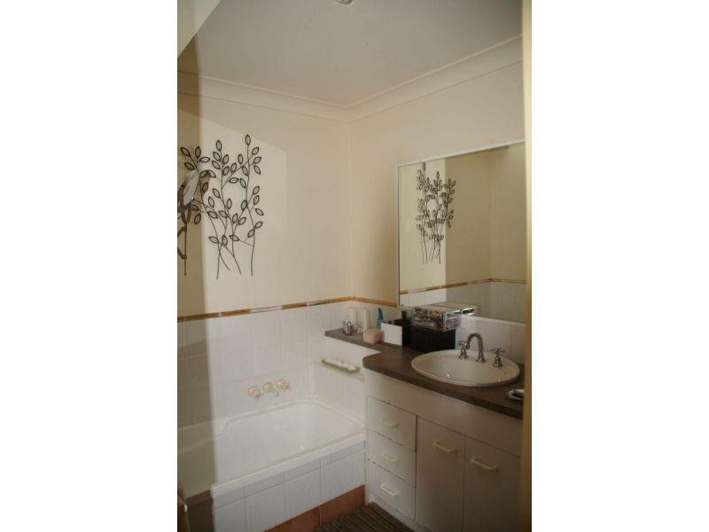 6-20 Ben Lomond Drive, Nerang QLD 4211