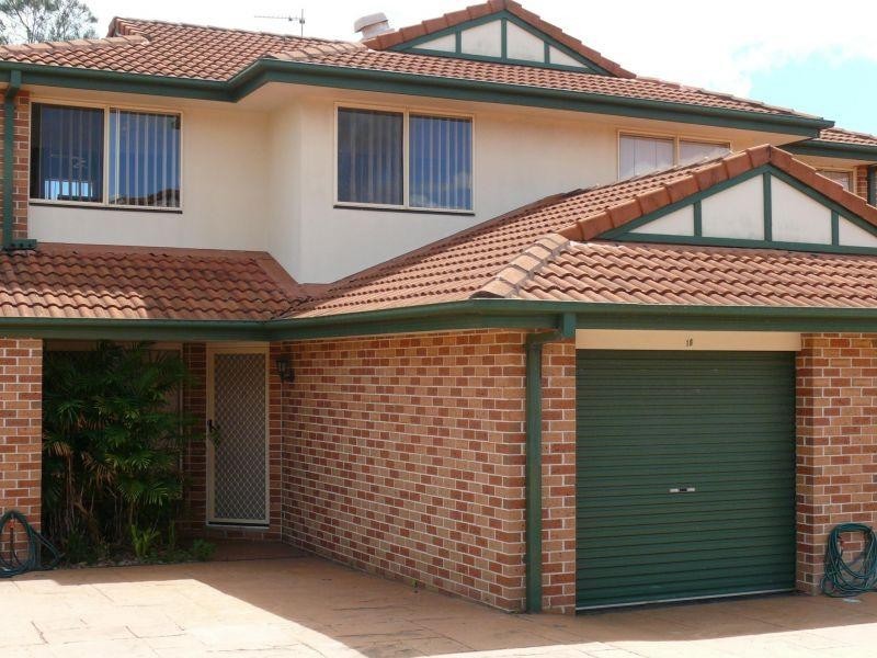 38 Murev Way, Carrara QLD 4211