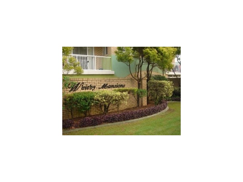 16-22 Whitby Street, Southport QLD 4215