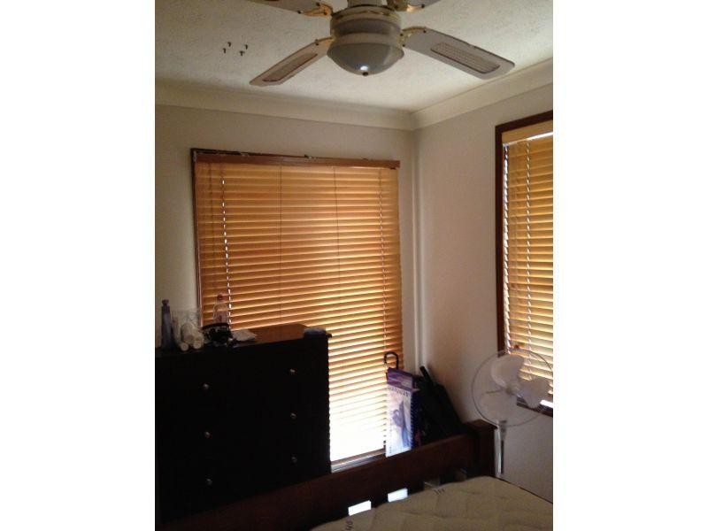 6 GENOA, Surfers Paradise QLD 4217