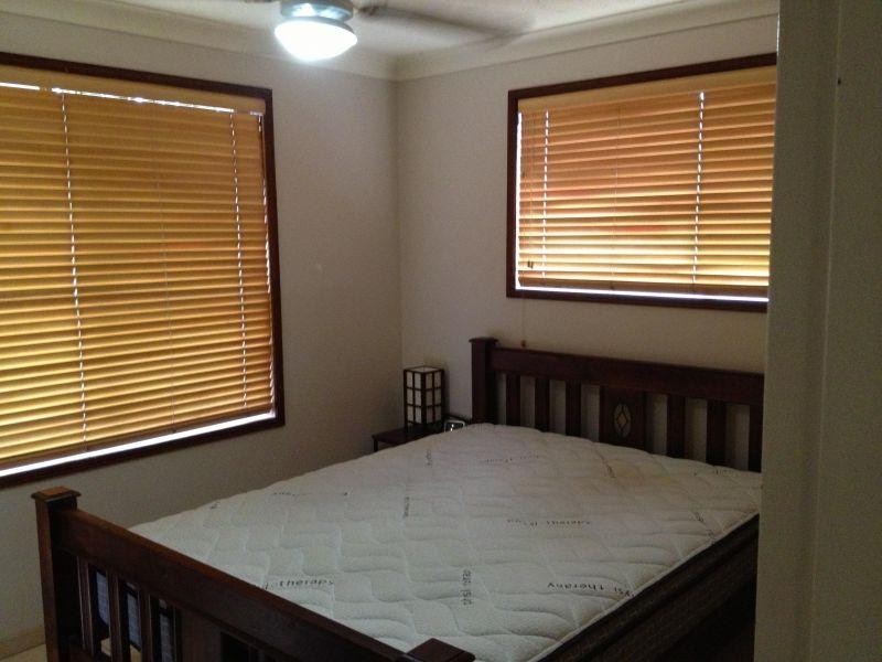 6 GENOA, Surfers Paradise QLD 4217