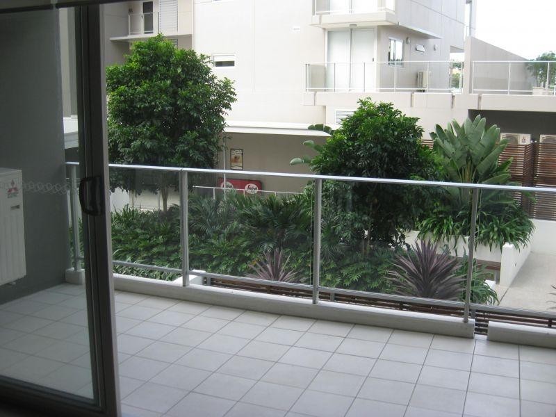 11/24 Allwood Street, Indooroopilly QLD 4068