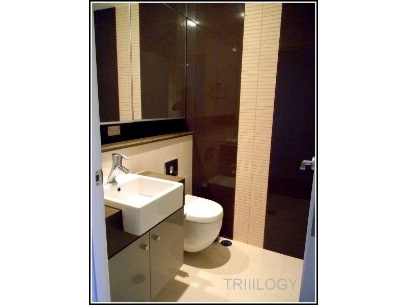 21 Cypress Avenue, Surfers Paradise QLD 4217