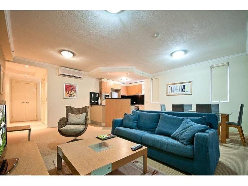 21 Cypress Avenue, Surfers Paradise QLD 4217