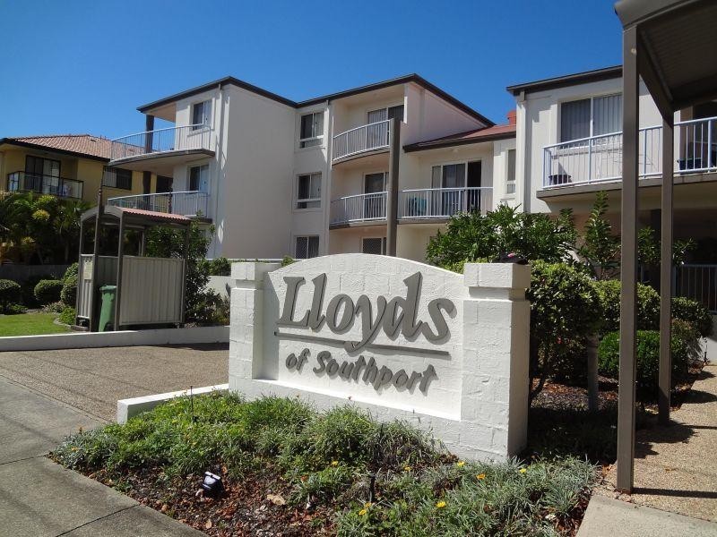 12 Lloyd Street, Southport QLD 4215