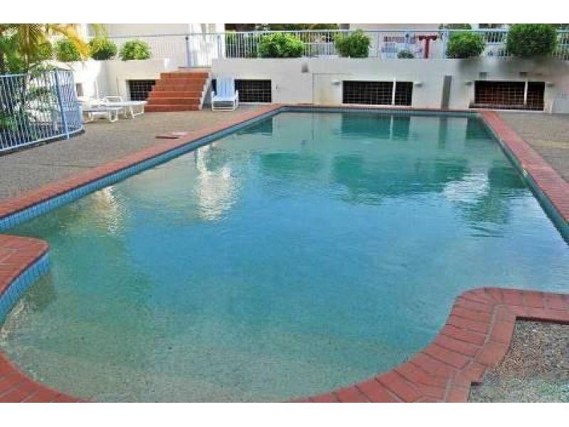 2 bed/12 Lloyd Street, Southport QLD 4215