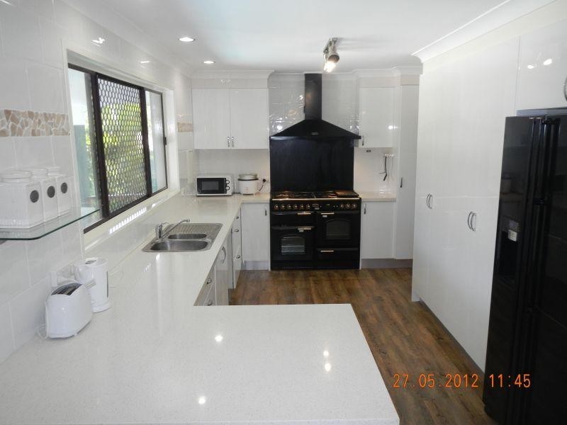 30 Bourton rd, Merrimac QLD 4226