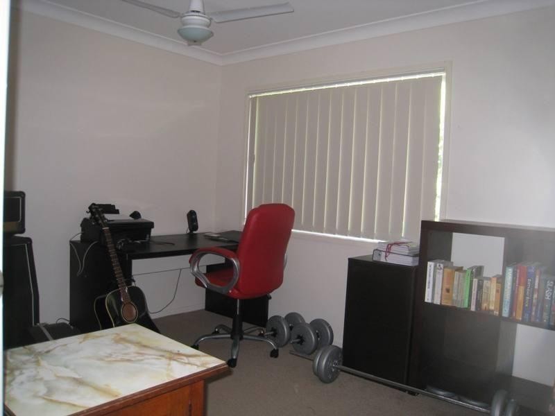 LMU LMU/9 Bayside Court, Thorneside QLD 4158