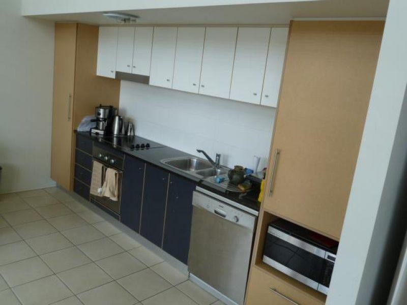 15 Goodwin Street, Kangaroo Point QLD 4169