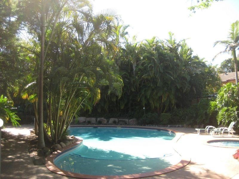 100 Racecourse Road, Bundall QLD 4217