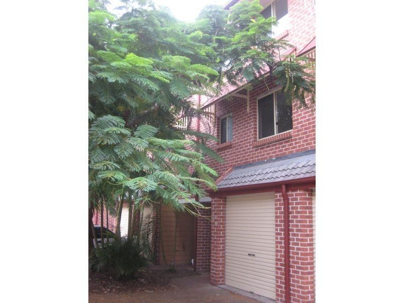 100 Racecourse Road, Bundall QLD 4217