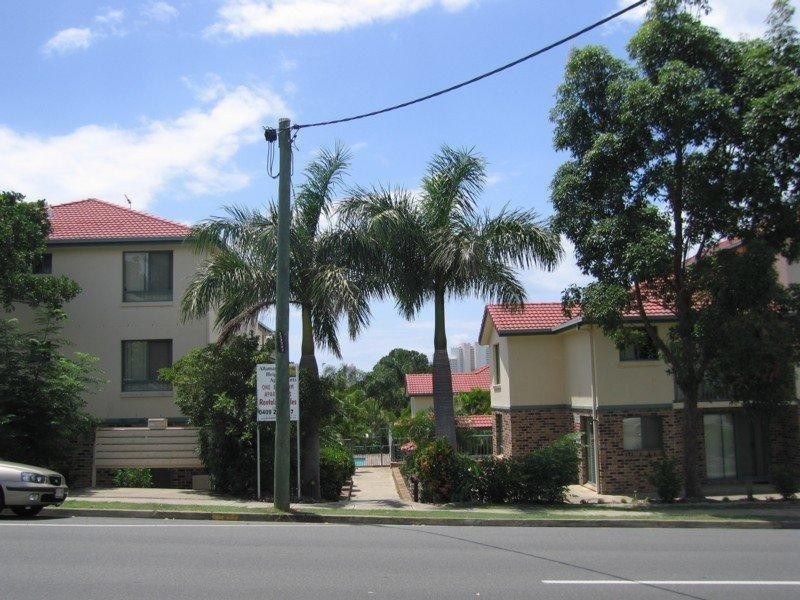 9 Tweed St/132 High Street, Southport QLD 4215