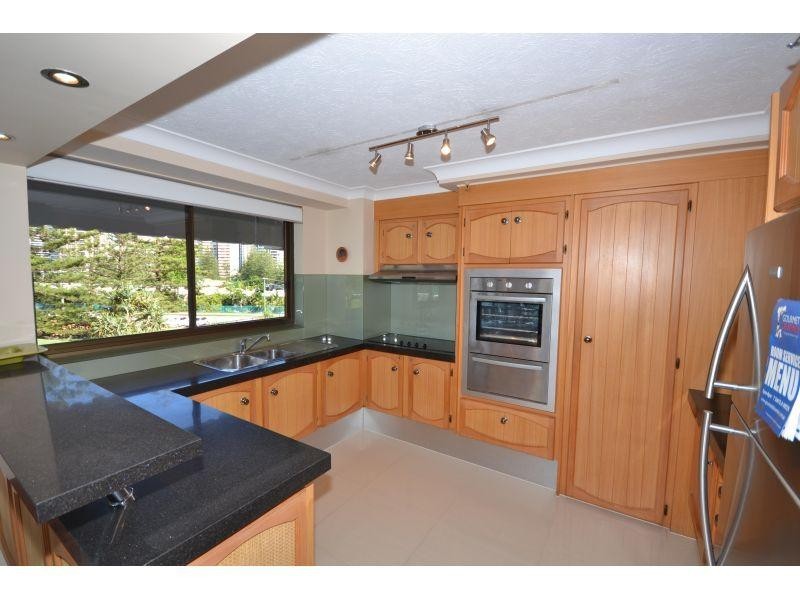 9/3645 Main Beach Parade, Main Beach QLD 4217