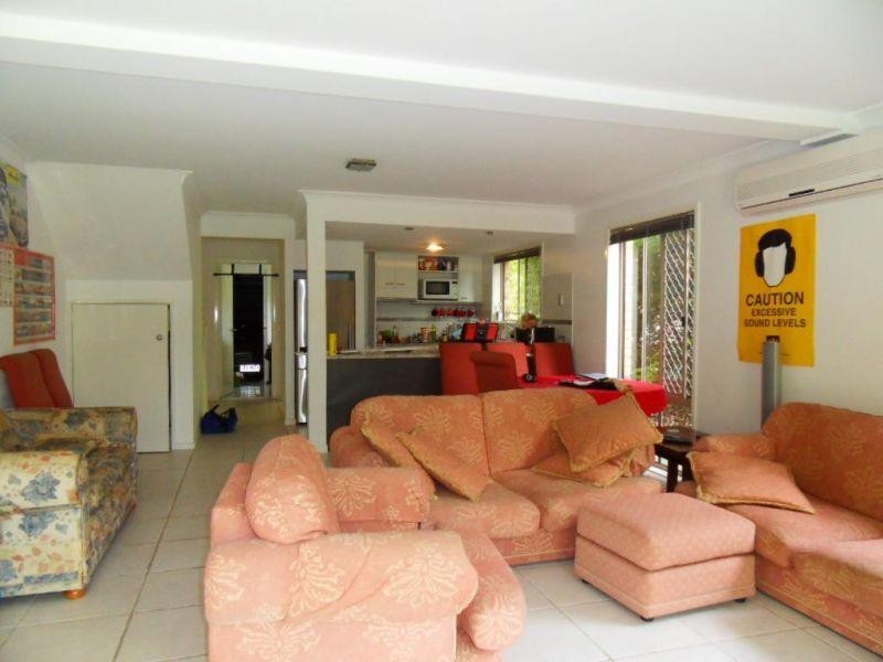 11 Waterford Court, Bundall QLD 4217