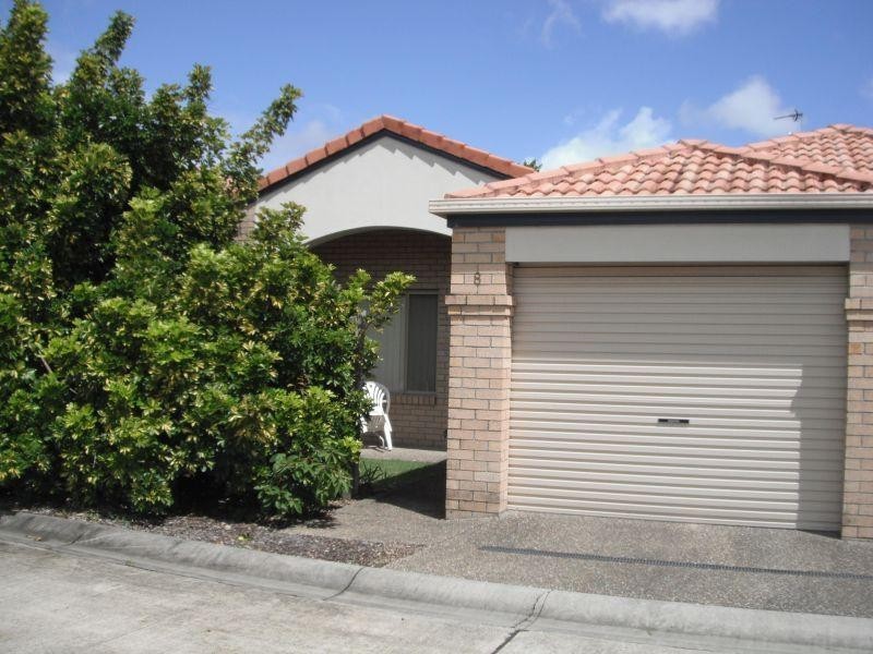 8/2 Bos Drive, Coomera QLD 4209