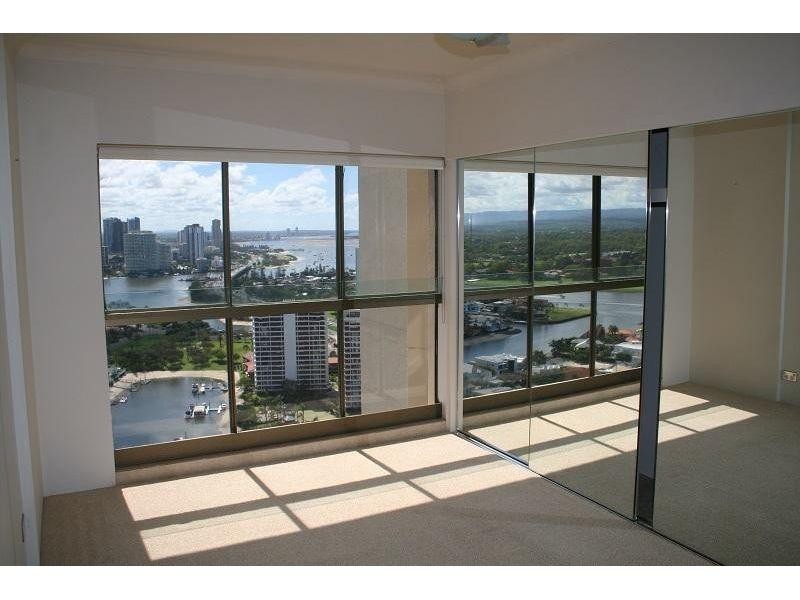 163/2 Admiralty Drive, Surfers Paradise QLD 4217
