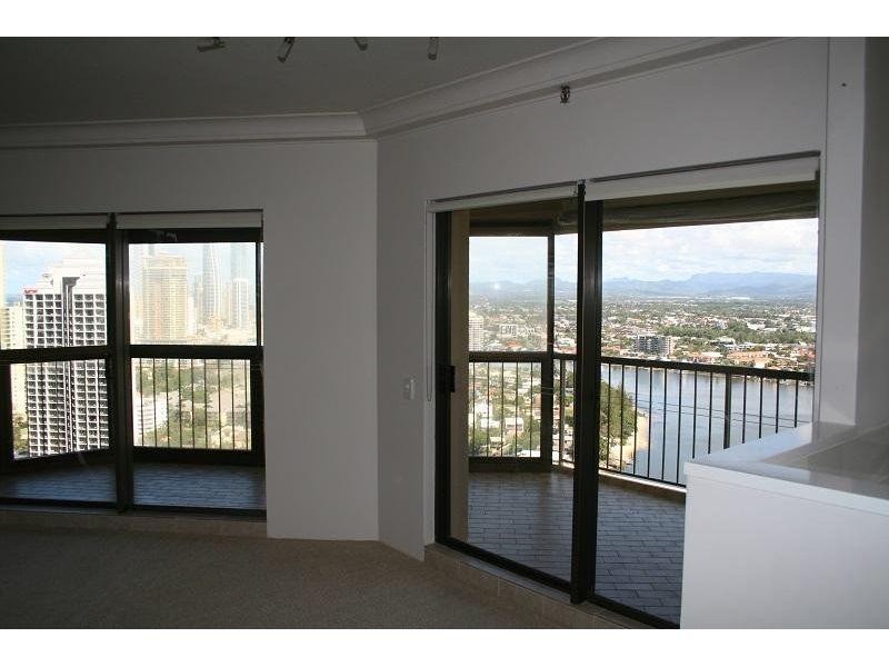 163/2 Admiralty Drive, Surfers Paradise QLD 4217