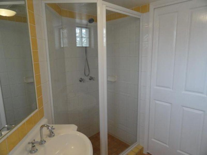 4/12 Paradise Island, Surfers Paradise QLD 4217