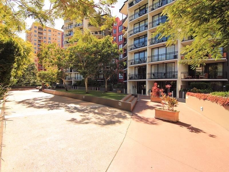 15 Goodwin Street, Kangaroo Point QLD 4169