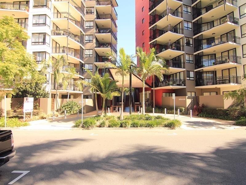 15 Goodwin Street, Kangaroo Point QLD 4169