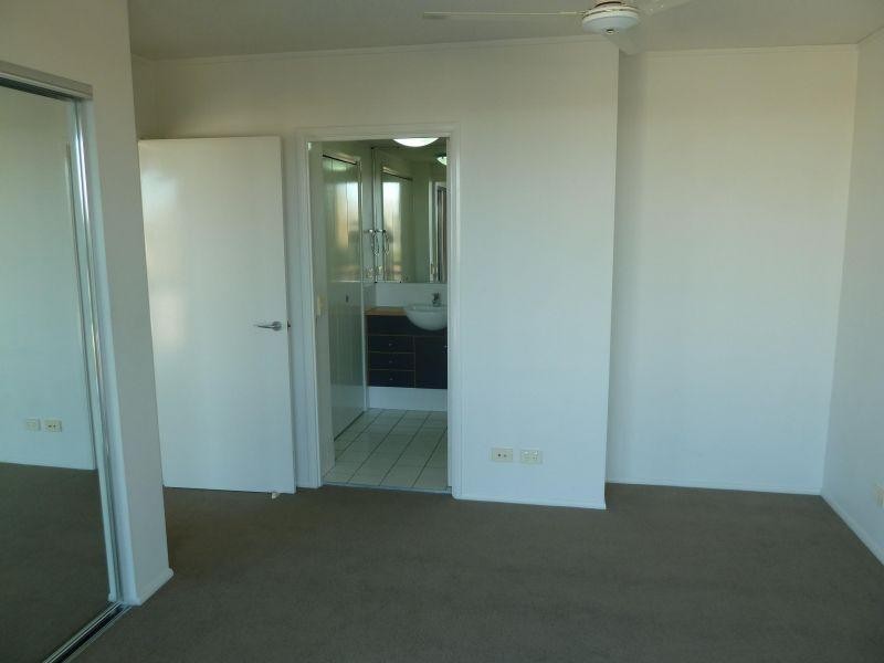 15 Goodwin Street, Kangaroo Point QLD 4169