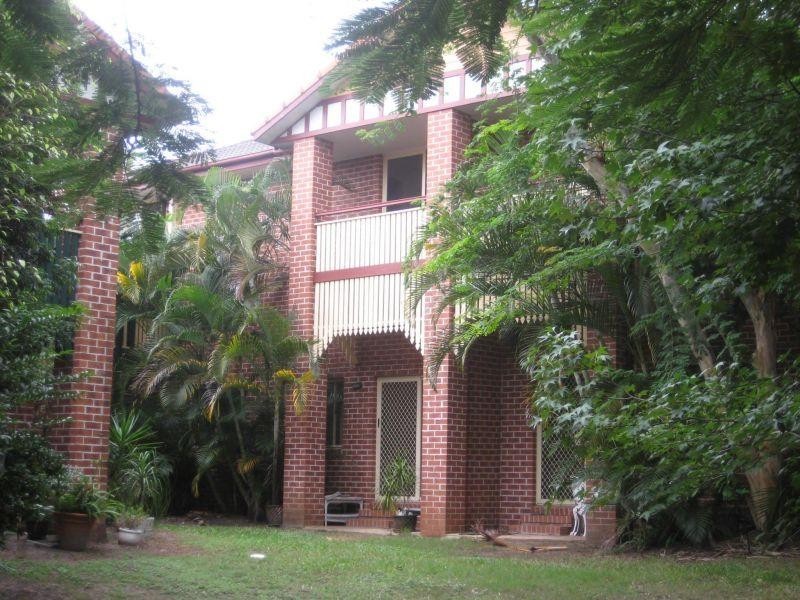 100 Racecourse Road, Bundall QLD 4217