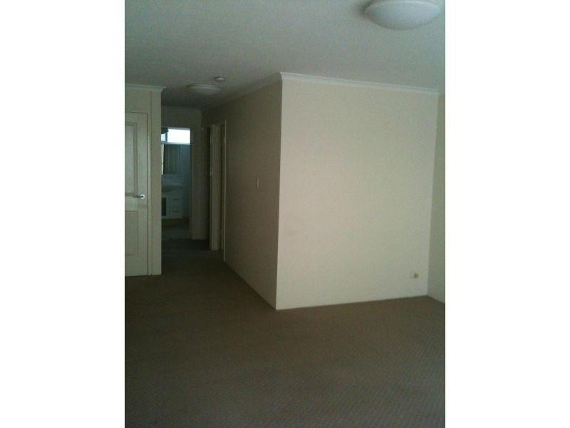 28 BEACH PDE, Surfers Paradise QLD 4217
