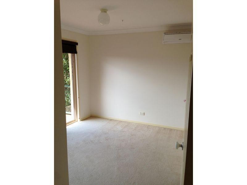 152 Palm Meadows Drive, Carrara QLD 4211