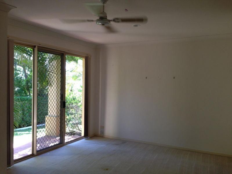 152 Palm Meadows Drive, Carrara QLD 4211