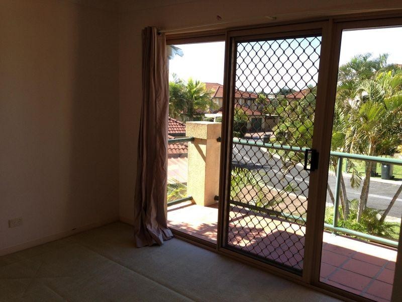 152 Palm Meadows Drive, Carrara QLD 4211