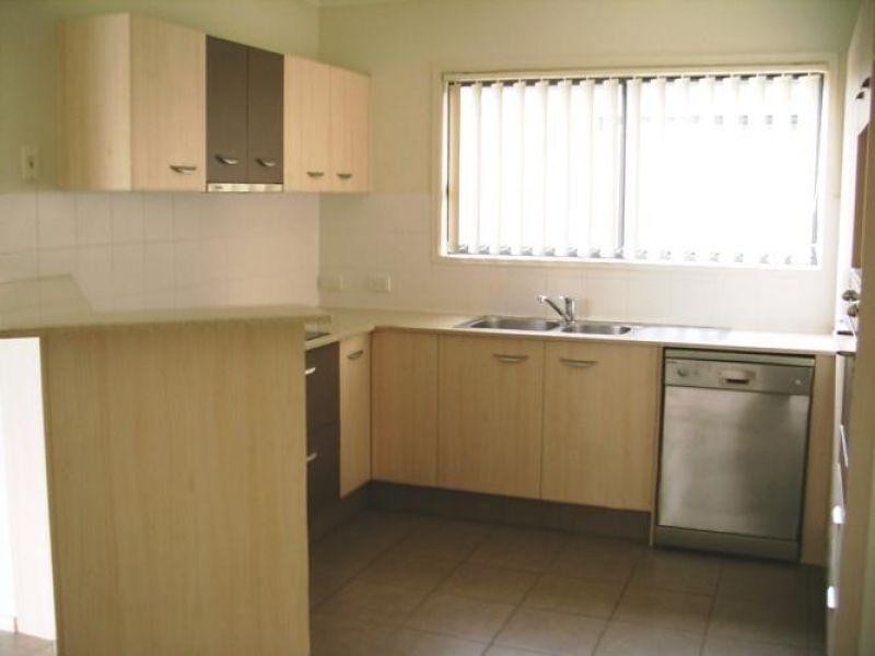 E/2 Catalina Way, Upper Coomera QLD 4209