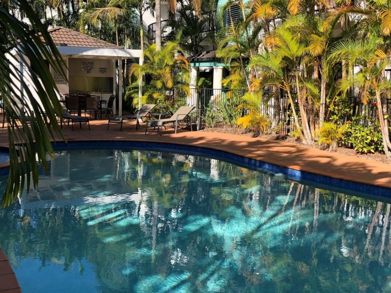 8/16-24 Purli Street, Chevron Island QLD 4217