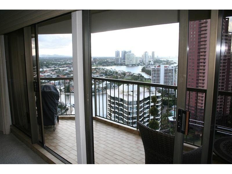 121/2 Admiralty Drive, Surfers Paradise QLD 4217