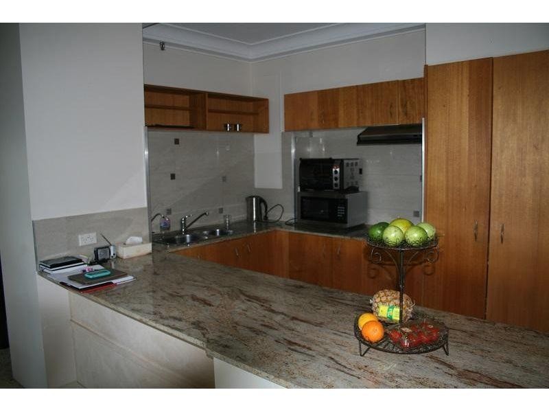 121/2 Admiralty Drive, Surfers Paradise QLD 4217