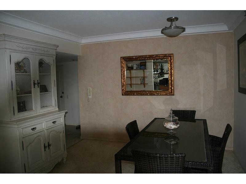 121/2 Admiralty Drive, Surfers Paradise QLD 4217