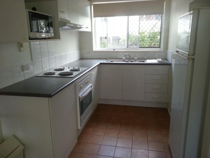 1 bed/12 Lloyd Street, Southport QLD 4215